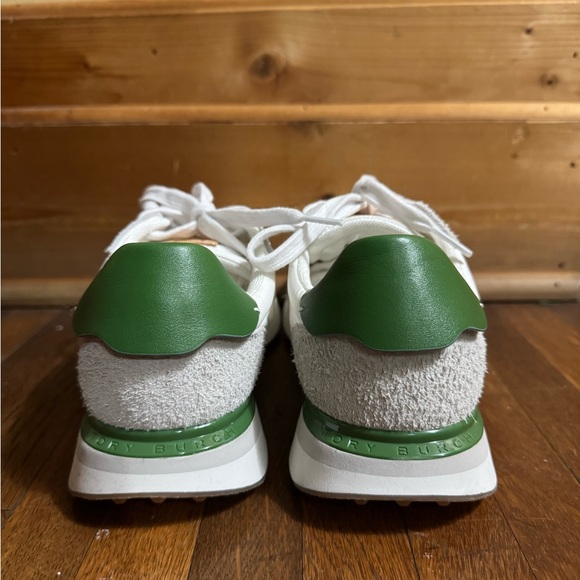 Women’s Tory Burch sneakers in white size 8 - Picture 4 of 5